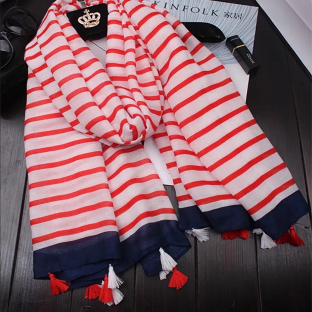 Scarf in Stripes Brand New - Item#001